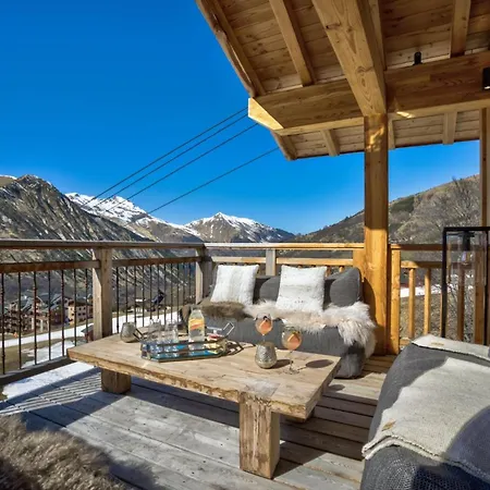 Engadine Luxe Prestigious Chalet In Apartment