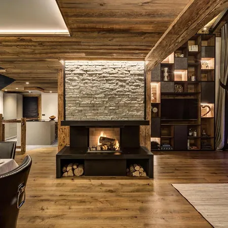 Engadine Luxe Prestigious Chalet In Apartment St. Moritz
